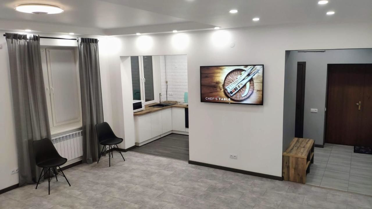 Апартаменты Apartment in downtown (Апартаменты в центре города) Мариуполь-4