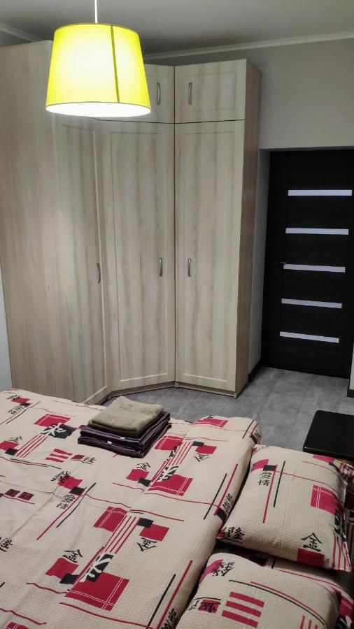 Апартаменты Apartment in downtown (Апартаменты в центре города) Мариуполь-9